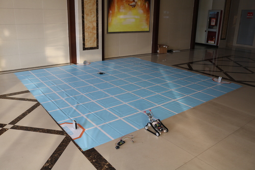 蓝牙机器人、蓝牙小车、蓝牙无线定位小车、救援机器人、蓝牙无线机器人、无线机器人小车、无线蓝牙小车、蓝牙模块