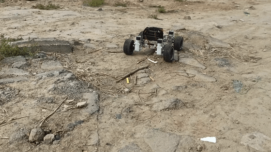 自适应四轮底盘制作、自适应四轮底盘车、自适应底盘、四轮机器人底盘、四轮小车底盘、小车、机器人小车、越野小车、越障小车、差速底盘小车、Arduino Uno、机器人小车设计、四驱底盘、样机方案