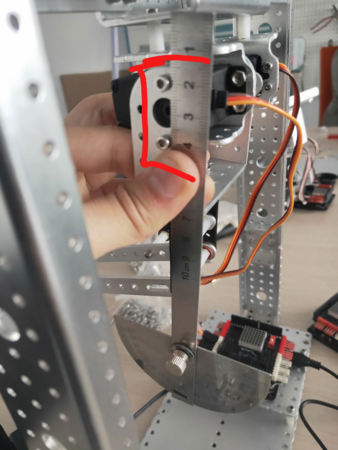 固定量角器位置、量角器、2自由度并联仿生腿、并联仿生腿、2自由度仿生腿、机器人仿生腿、并联机器人仿生腿、开源仿生腿、Arduino Uno、并联舵机、舵机、并联机械腿